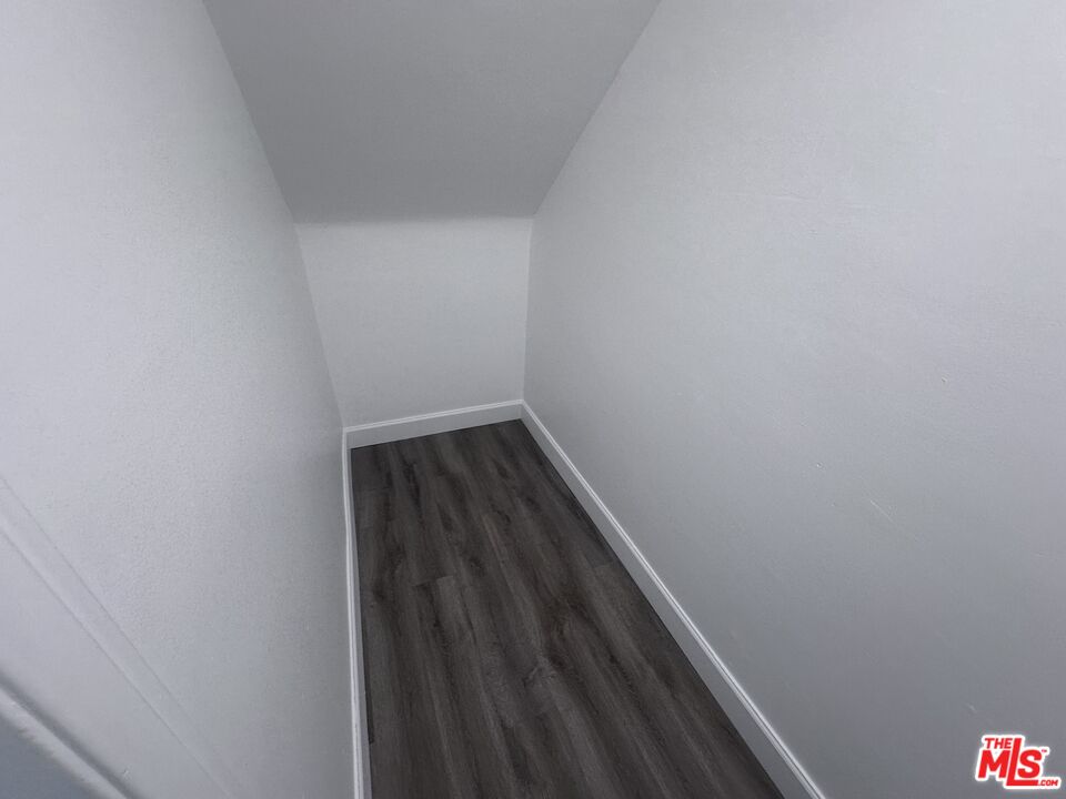 2228 20th Street, Unit 2 Santa Monica, CA 90405 - Photo 28 of 43