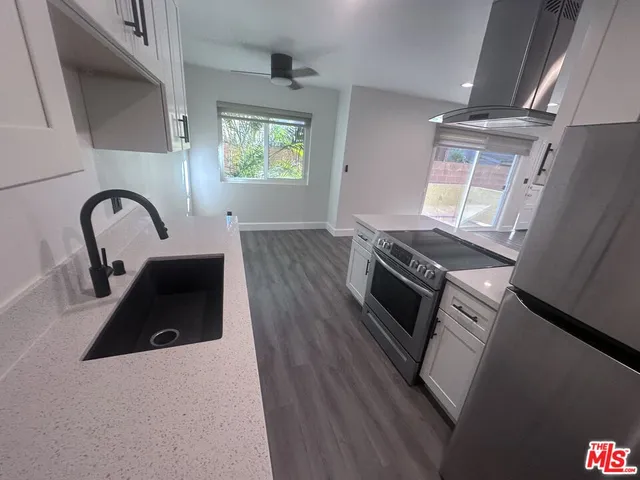 $3,500 | 2228 20th Street, Unit 2, Santa Monica, CA 90405