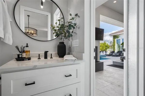 $3,750,000 | 1643 Stanford Lane, Sarasota, FL 34231