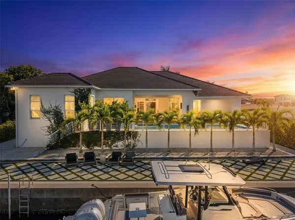 $3,750,000 | 1643 Stanford Lane, Sarasota, FL 34231