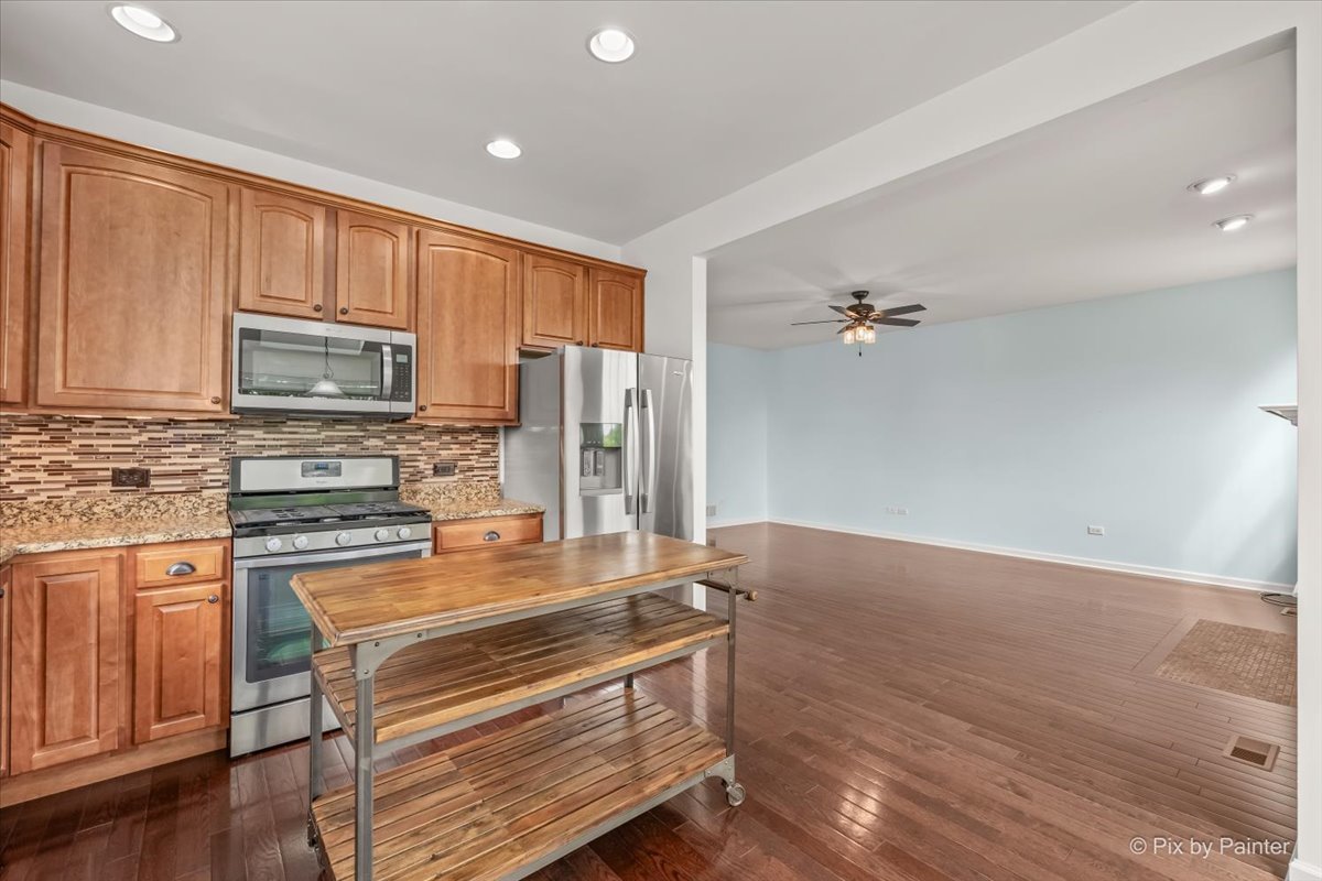 1131 Falcon Ridge Drive Elgin, IL 60124 - Photo 16 of 63