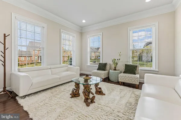 $5,600 | 42058 Barrymoore Place, Chantilly, VA 20152