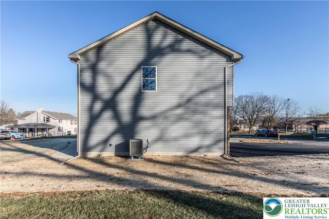 $595,000 | 2850 Jefferson Street, Bethlehem, PA 18020