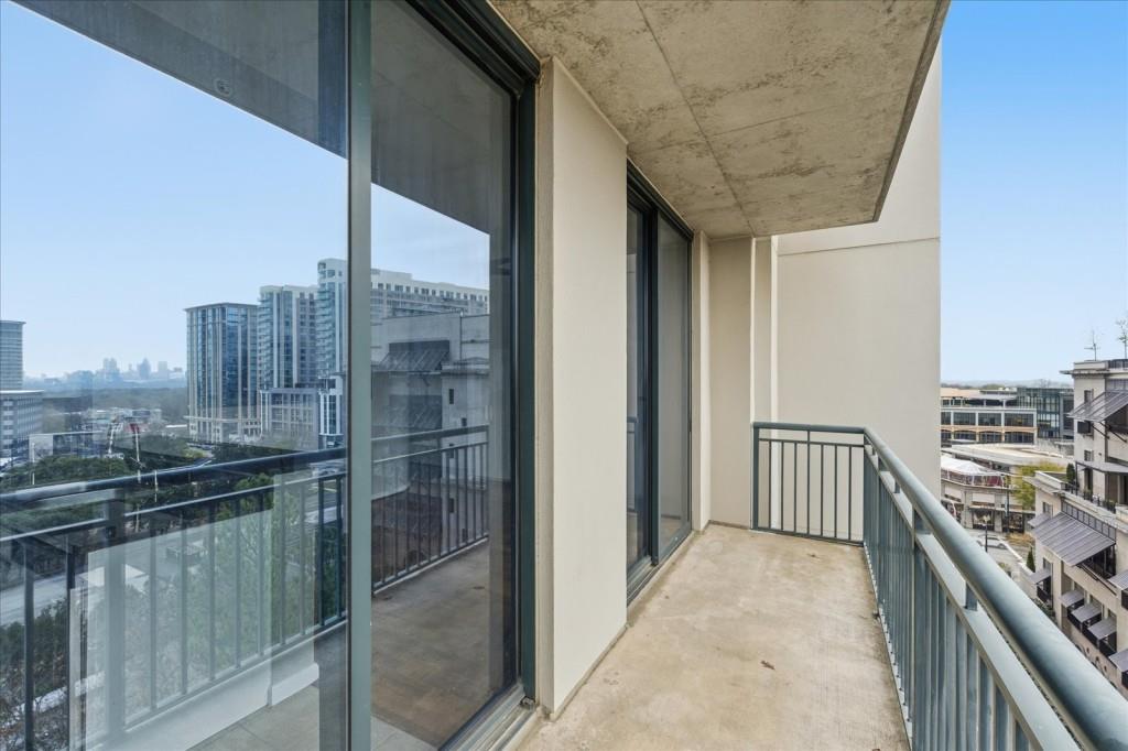 3040 Peachtree Road Northwest, Unit 805 Atlanta, GA 30305 - Photo 25 of 36 a view of balcony