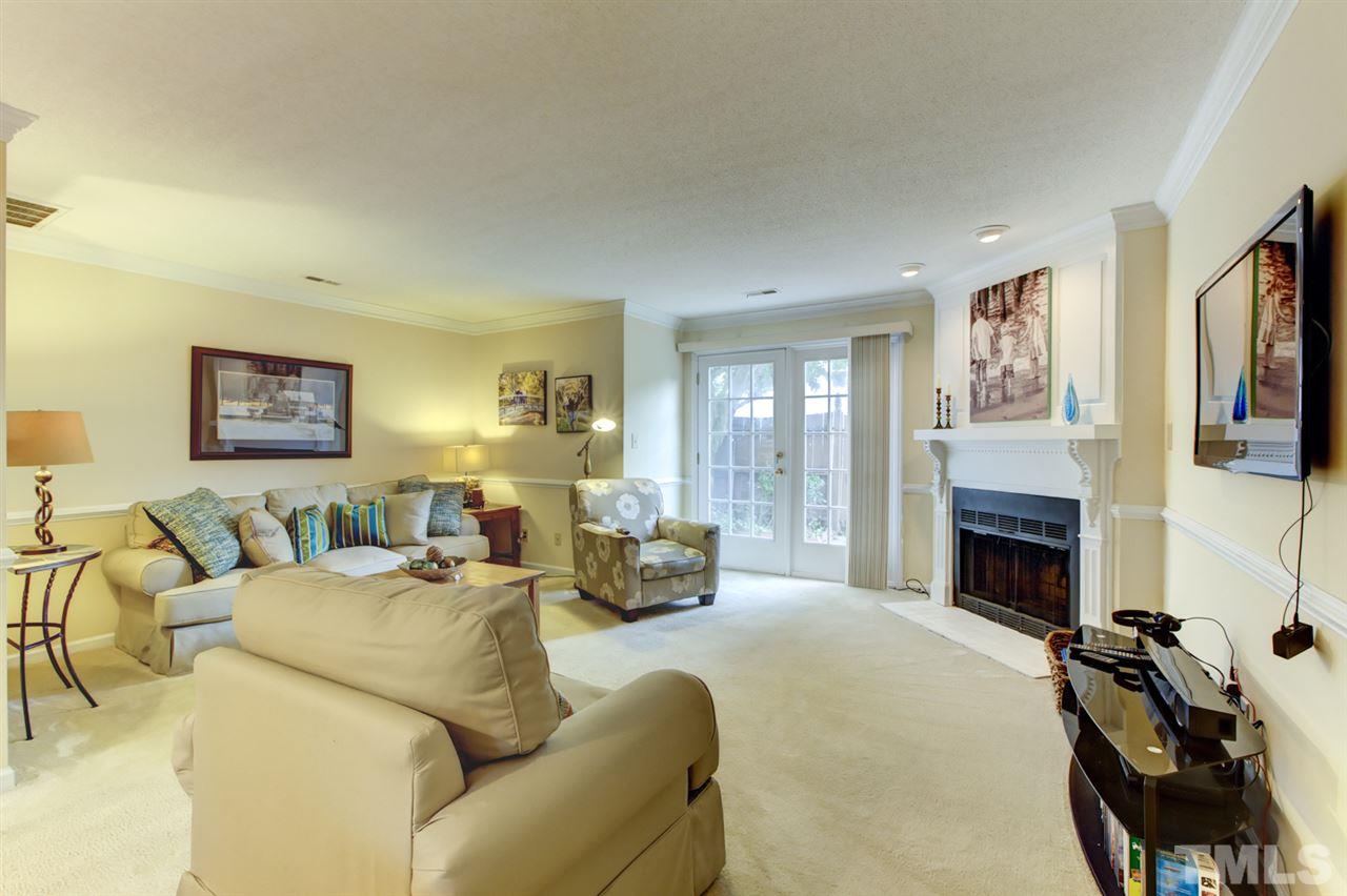 5620 Split Oak Way Raleigh, NC 27609 - Photo 9 of 24 Gallery Image 9