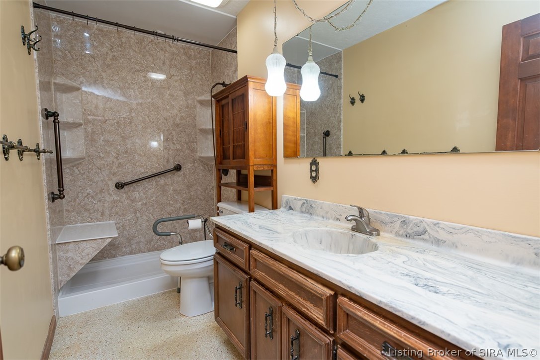 7587 Starlight Road Floyds Knobs, IN 47119 - Photo 48 of 99