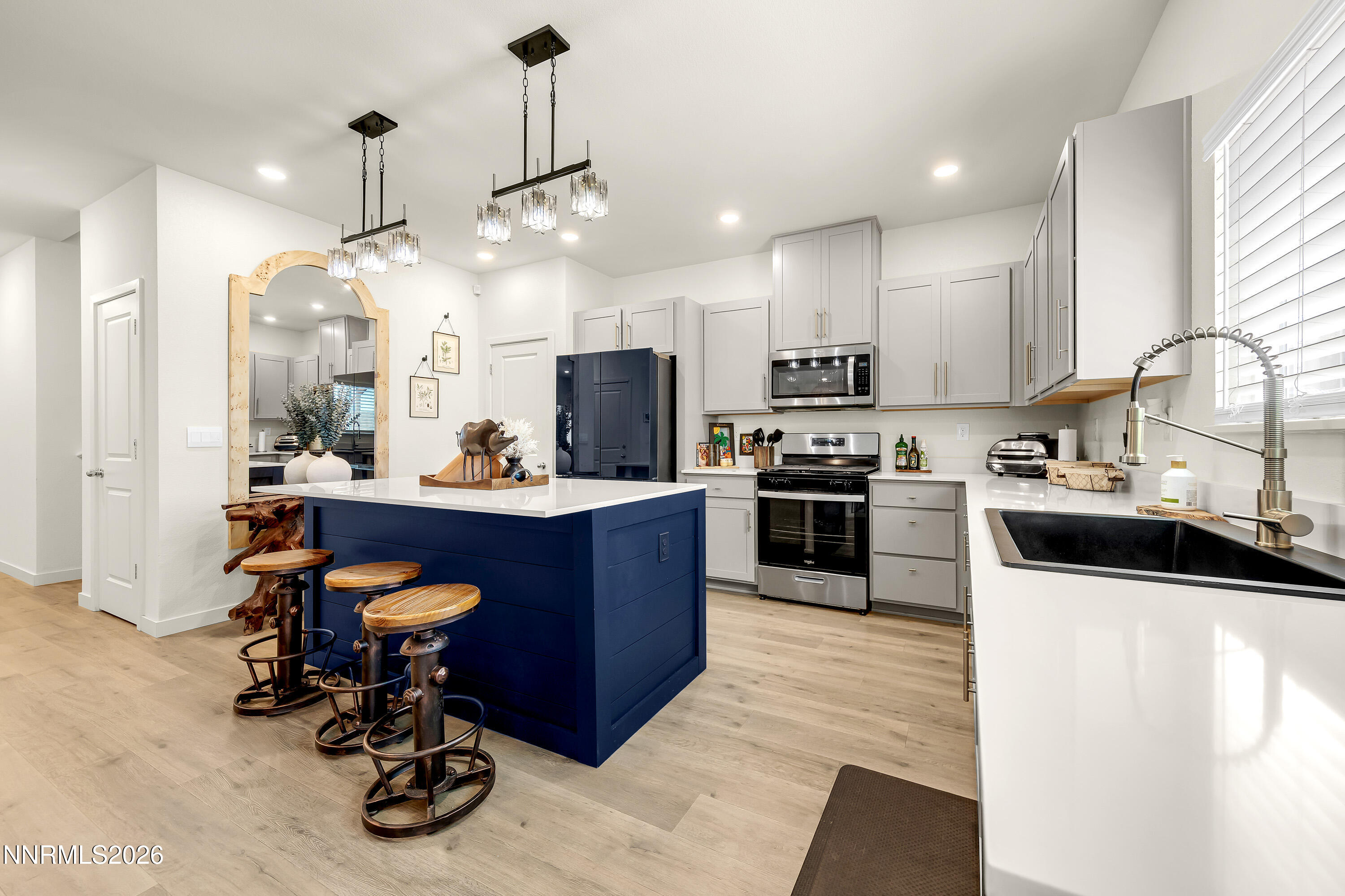 110 Explorer Court Reno, NV 89506 - Photo 11 of 55 Kitchen