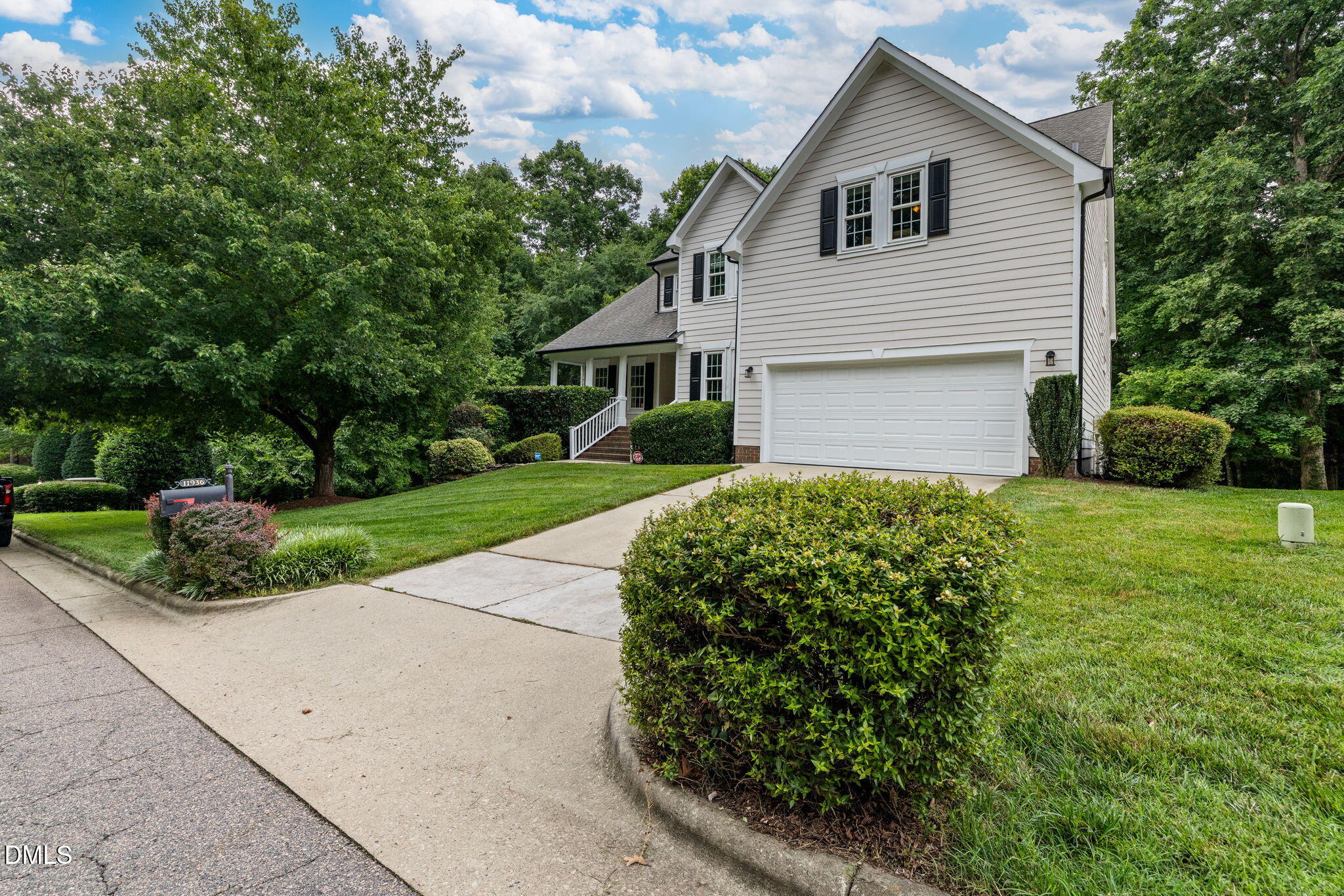 11936 Sycamore Grove Lane Raleigh, NC 27614 - Photo 3 of 82 2-web-or-mls-11936-Sycamore-2