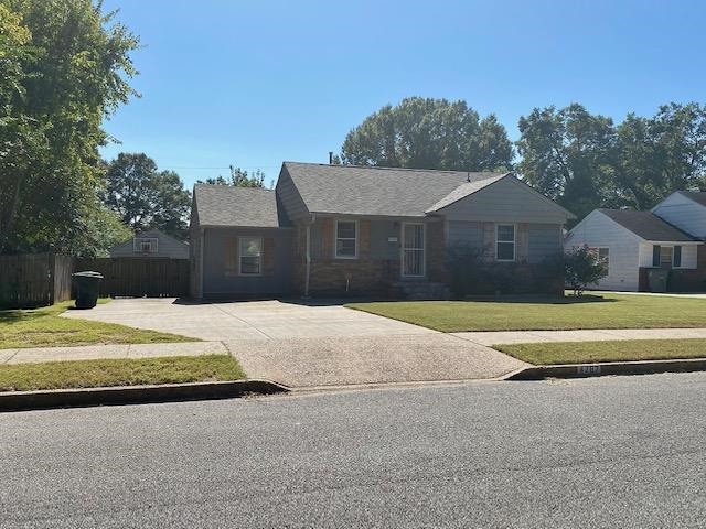 4787 Flamingo Road Memphis, TN 38117 - Photo 18 of 18 a house with a outdoor space