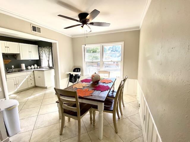 4787 Flamingo Road Memphis, TN 38117 - Photo 4 of 18 a view of a dining room with furniture
