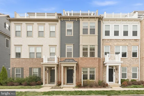 $689,900 | 2058 Alder Lane, Dumfries, VA 22026