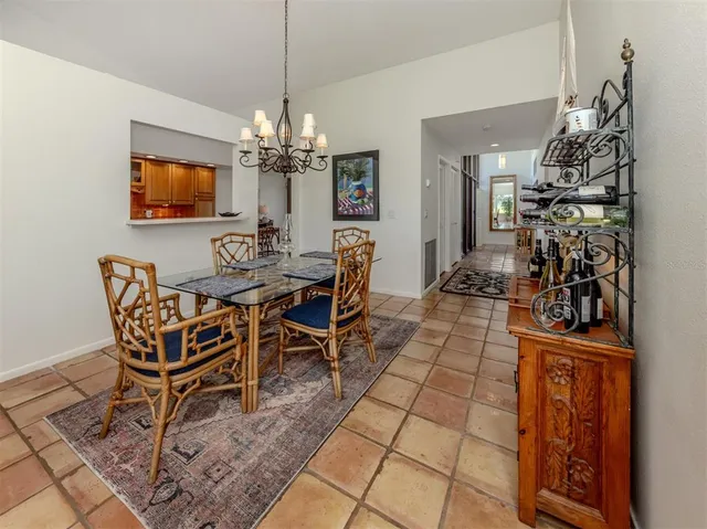 $579,000 | 786 Sarabay Road, Unit 19, Osprey, FL 34229