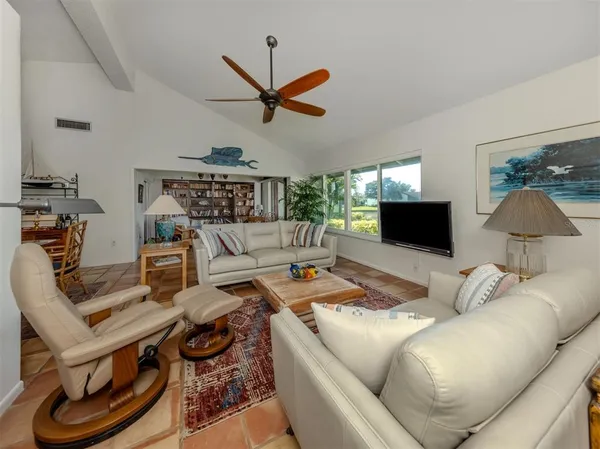 $519,000 | 786 Sarabay Road, Unit 19, Osprey, FL 34229