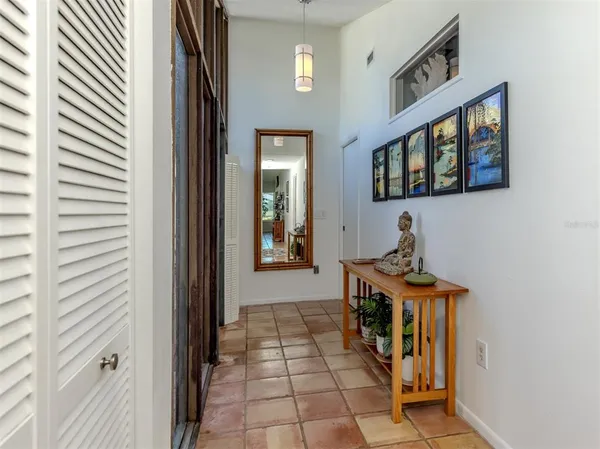 $519,000 | 786 Sarabay Road, Unit 19, Osprey, FL 34229