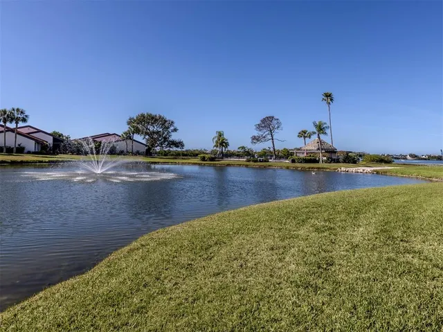 $579,000 | 786 Sarabay Road, Unit 19, Osprey, FL 34229