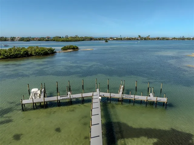 $579,000 | 786 Sarabay Road, Unit 19, Osprey, FL 34229