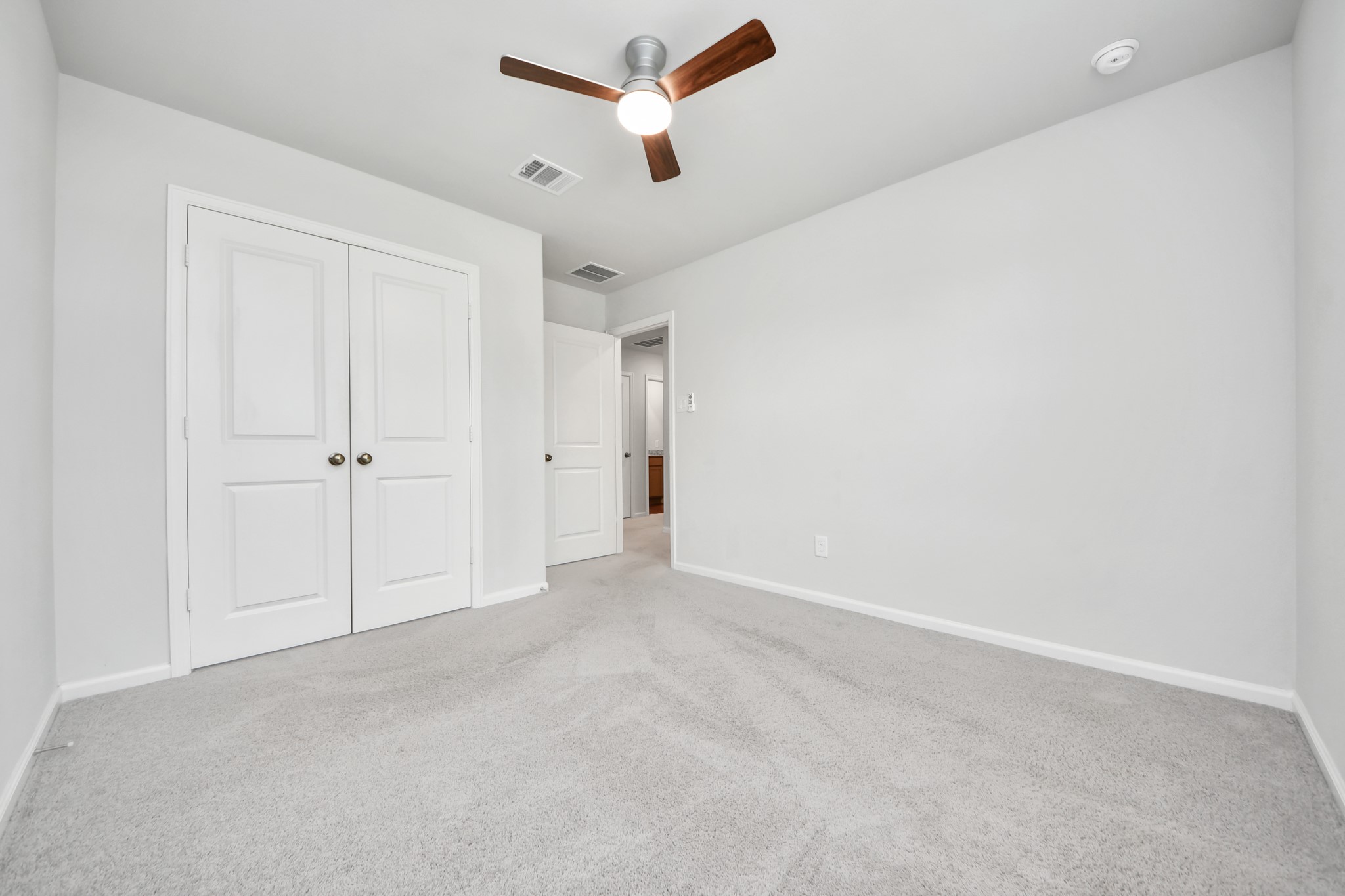 68 Valiant Ridge Trail Magnolia, TX 77354 - Photo 32 of 45