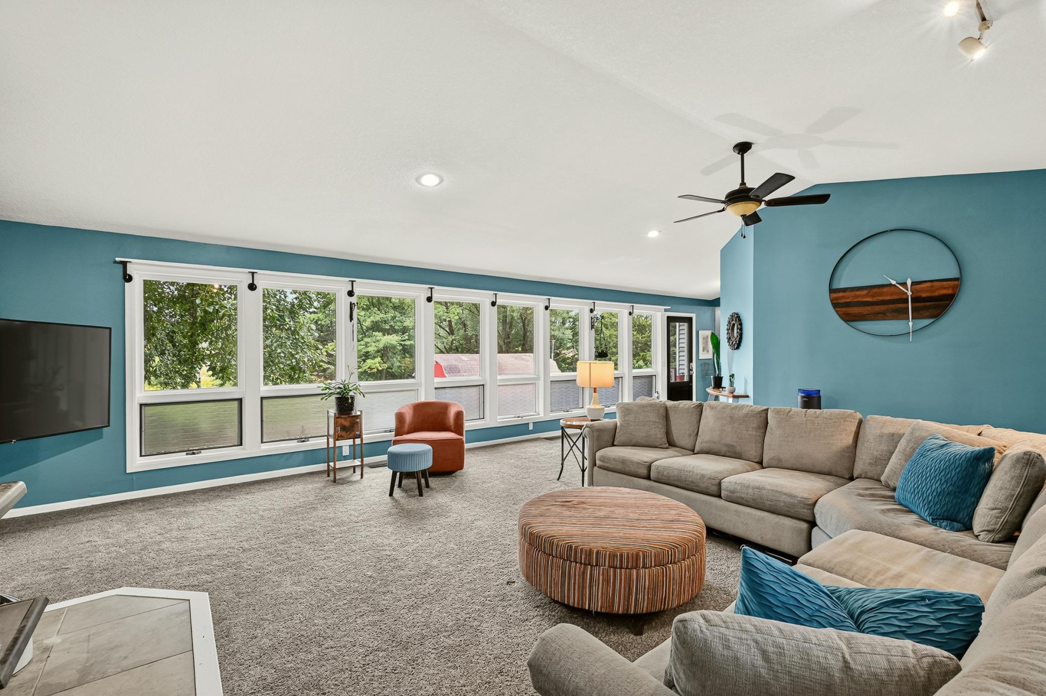 4220 Eastwood Road Southeast Rochester, MN 55904 - Photo 4 of 53 Gallery Image 4