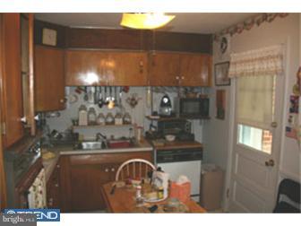 1337 Lenore Road Jenkintown, PA 19046 - Photo 8 of 11