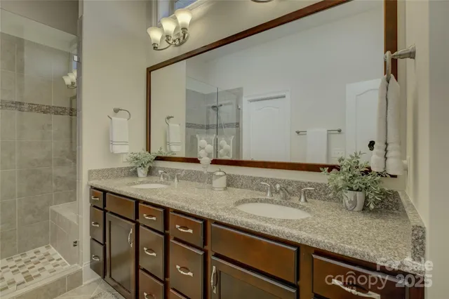 $638,000 | 15511 Lake Ridge Road, Charlotte, NC 28278