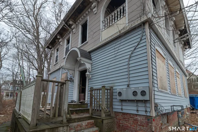 $159,000 | 76 Laurel Hill Avenue, Norwich, CT 06360