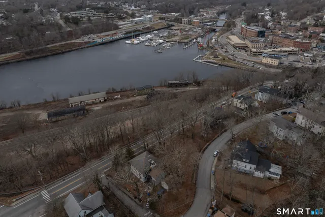 $159,000 | 76 Laurel Hill Avenue, Norwich, CT 06360