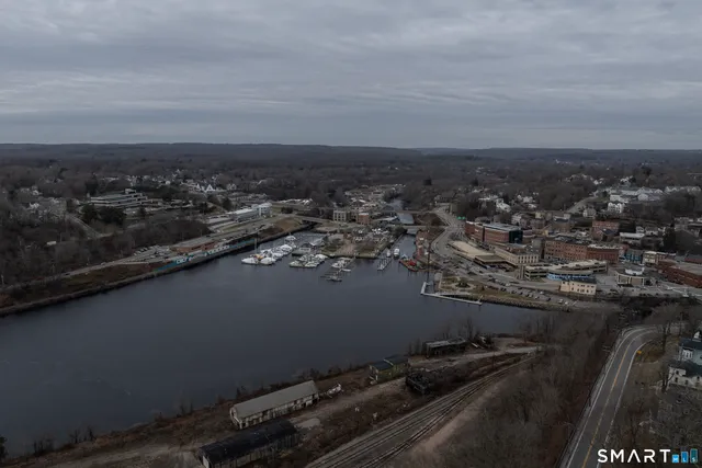 $159,000 | 76 Laurel Hill Avenue, Norwich, CT 06360