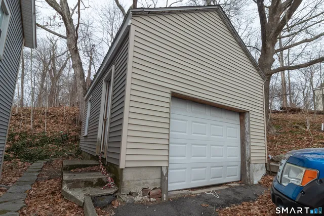 $159,000 | 76 Laurel Hill Avenue, Norwich, CT 06360