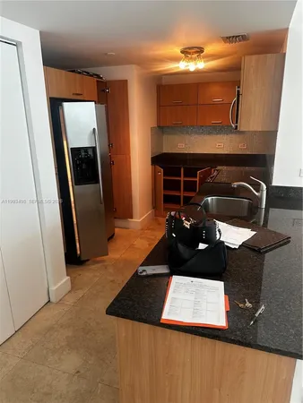 $4,100 | 350 South Miami Avenue, Unit 1704, Miami, FL 33130
