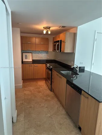 $4,100 | 350 South Miami Avenue, Unit 1704, Miami, FL 33130