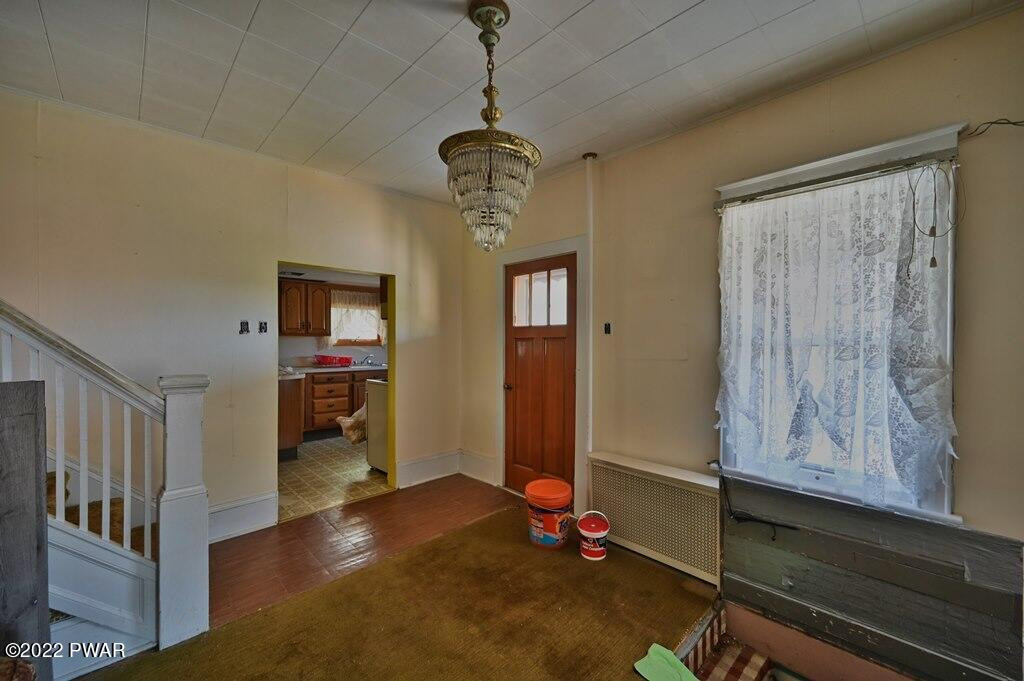 128 George Street Carbondale, PA 18407 - Photo 8 of 60