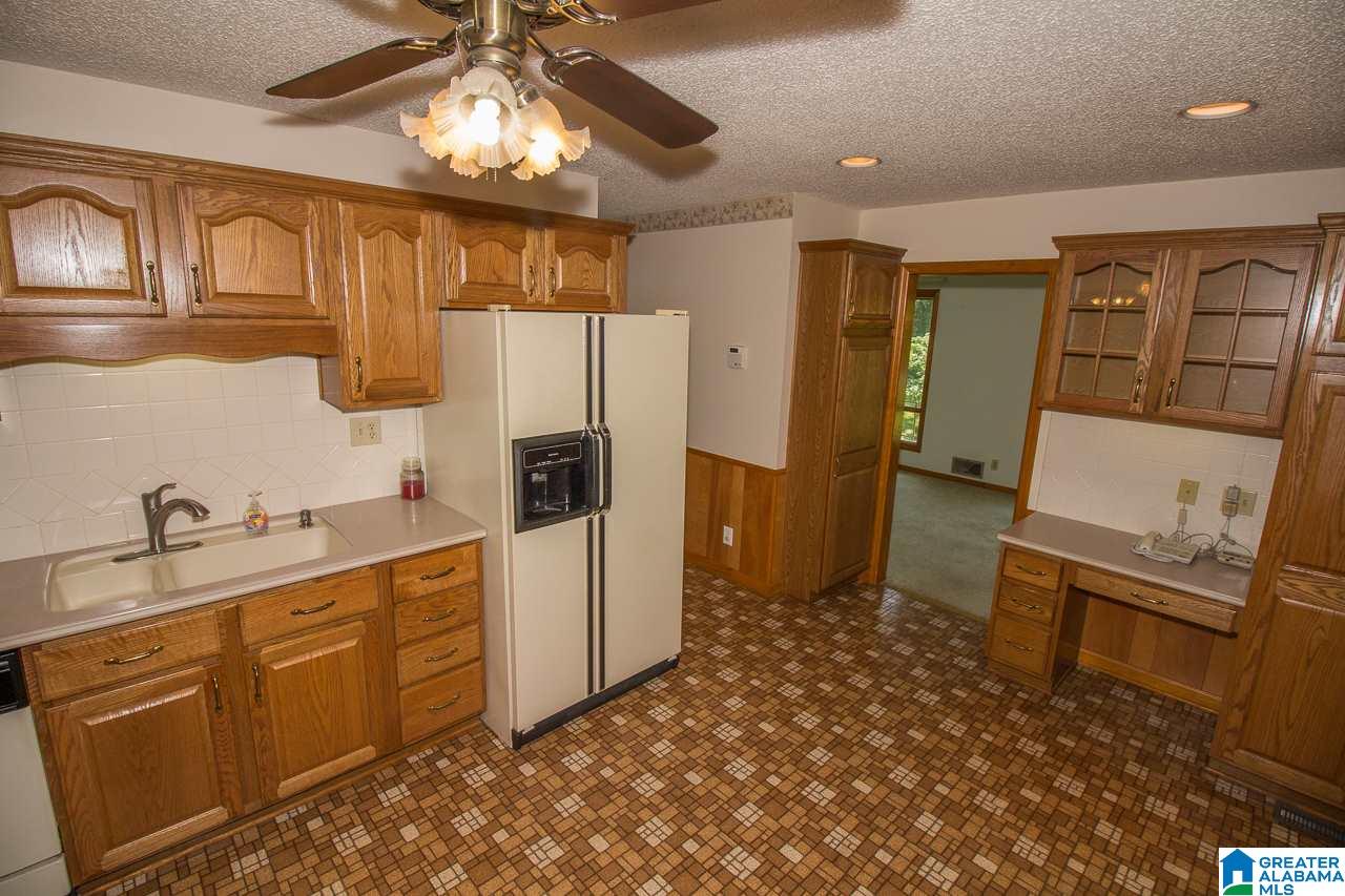 620 Portercrest Road Graysville, AL 35073 - Photo 11 of 45