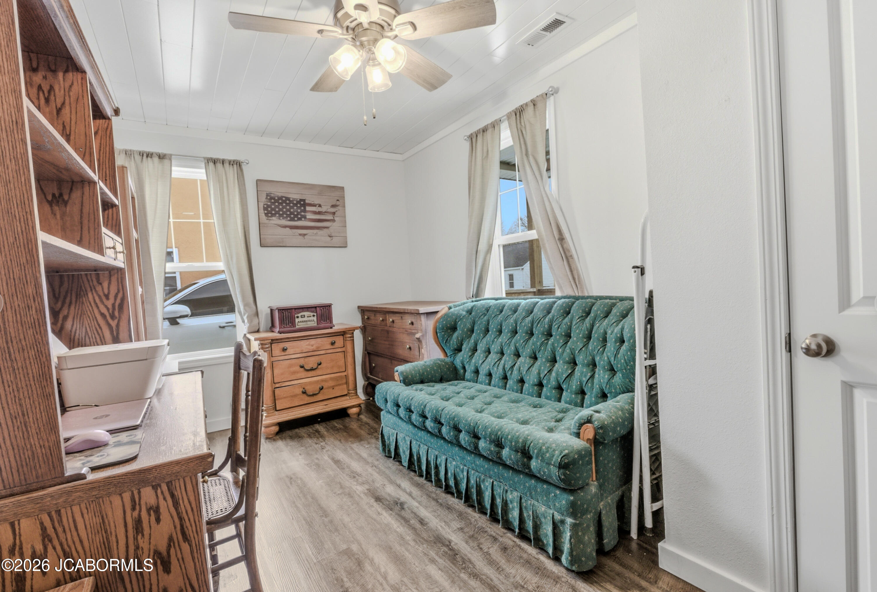 417 Garfield Avenue Moberly, MO 65270 - Photo 7 of 17 2nd Bedroom