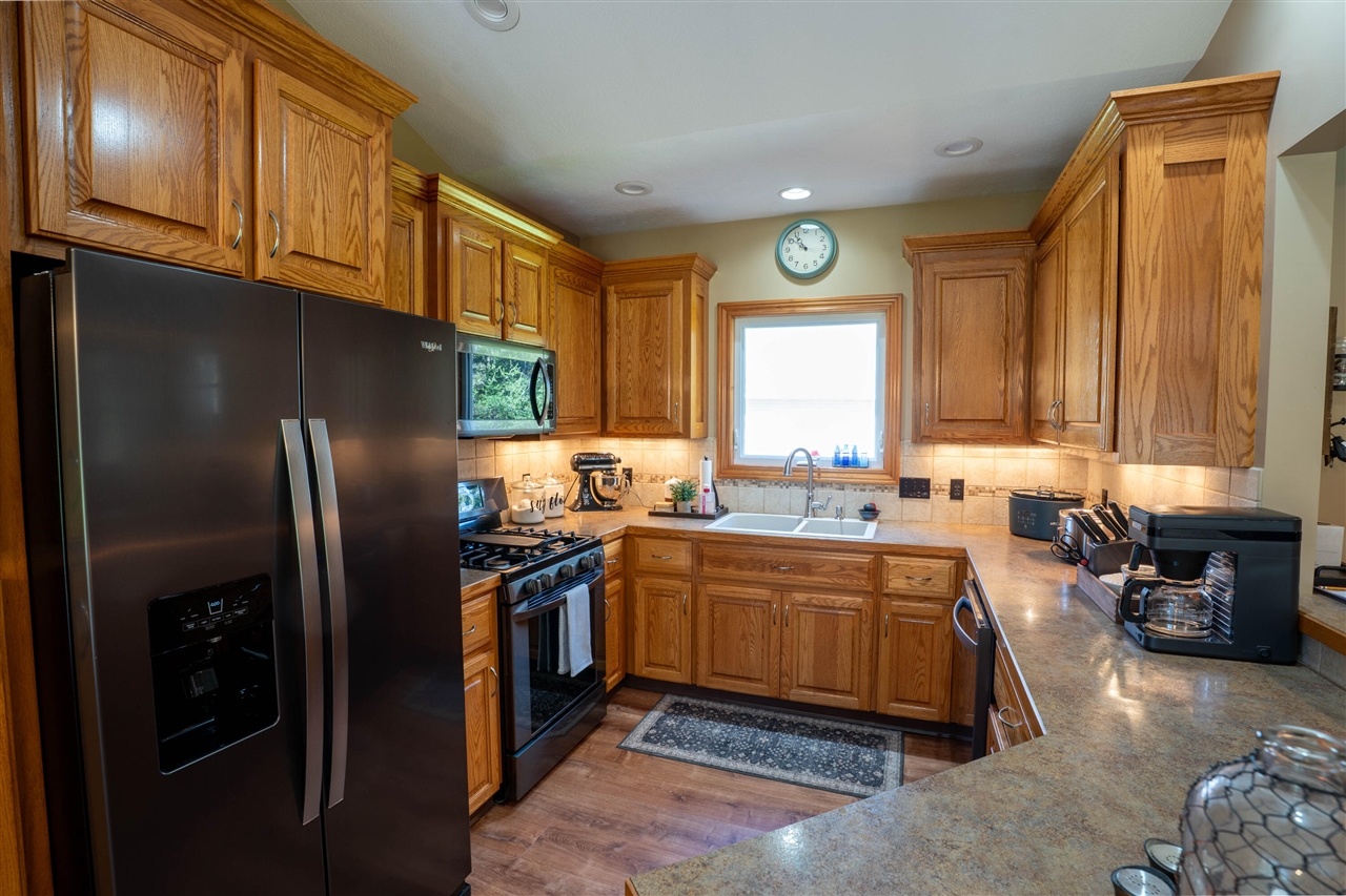 5936 South Rapids Road Branch, MI 49402 - Photo 16 of 46