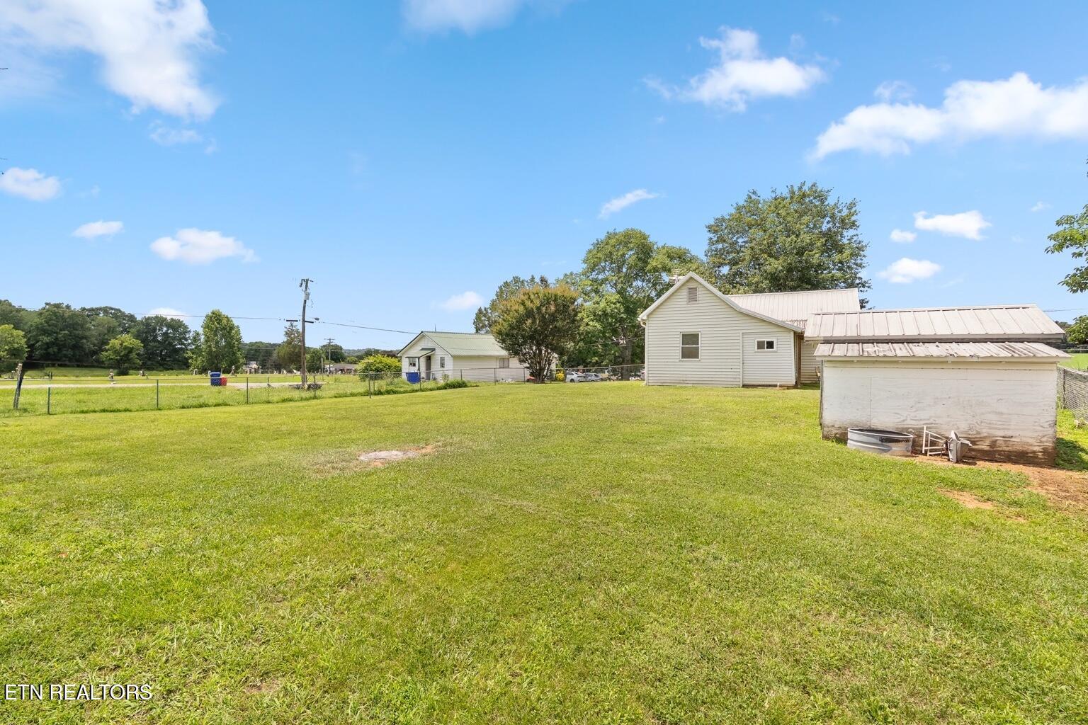 18015 Steekee Road Loudon, TN 37774 - Photo 10 of 24 DSC09782