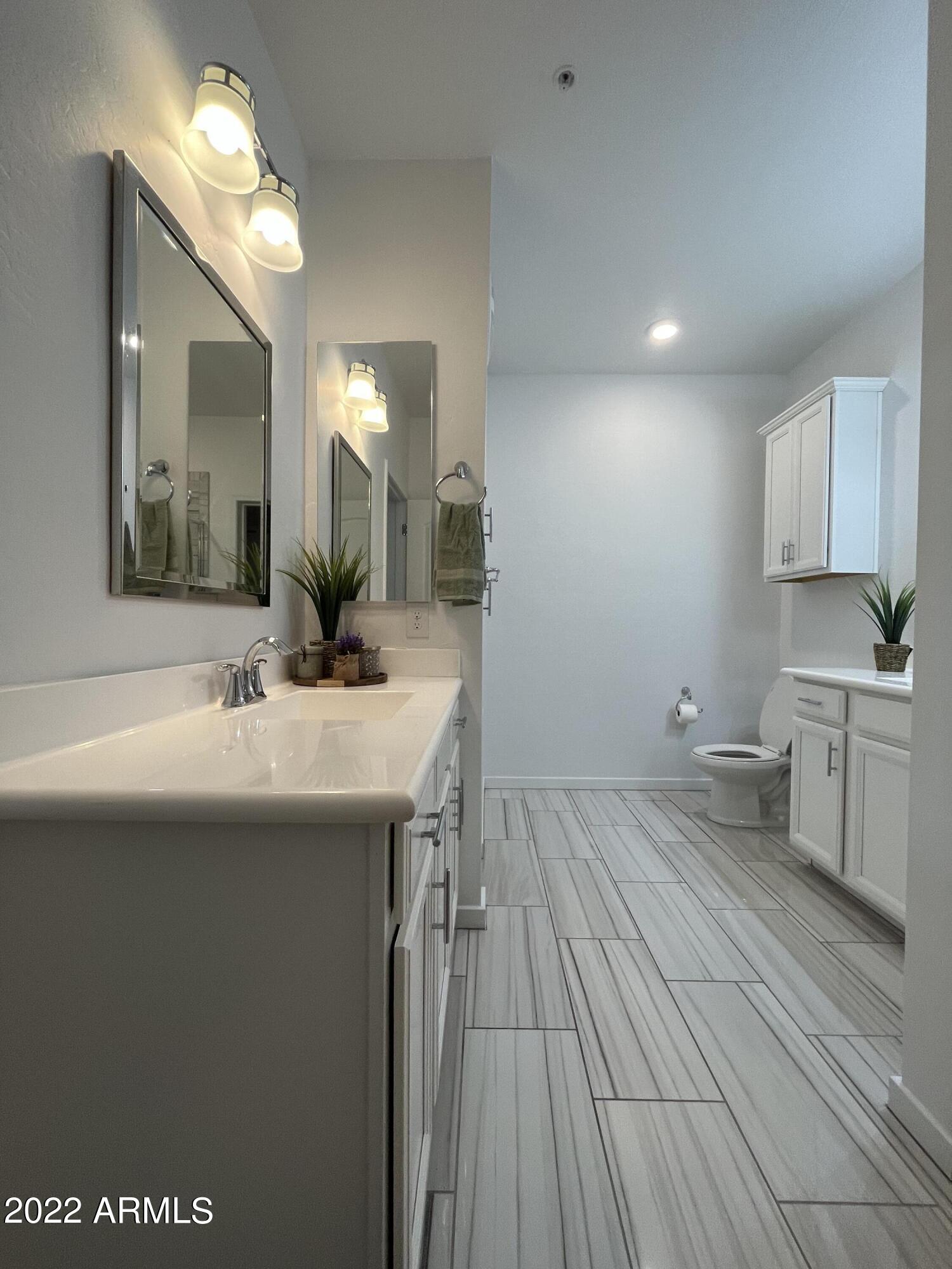 3900 East Baseline Road, Unit 169 Phoenix, AZ 85042 - Photo 7 of 12 05F39AA1-5F63-47D2-B940-B32472FFAA09