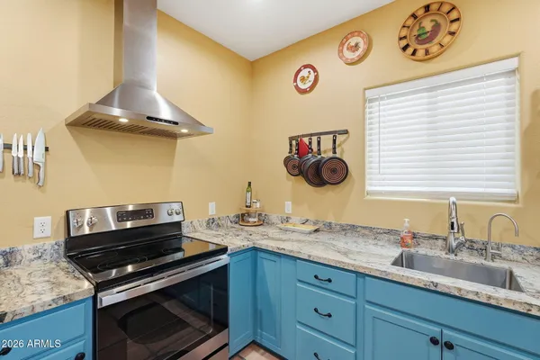 $1,000,000 | 32324 Apache Avenue, San Tan Valley, AZ 85144