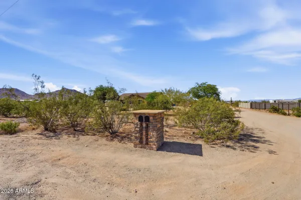 $1,000,000 | 32324 Apache Avenue, San Tan Valley, AZ 85144
