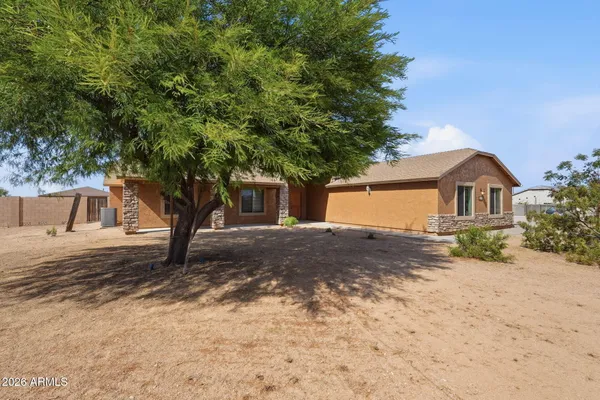 $1,000,000 | 32324 Apache Avenue, San Tan Valley, AZ 85144