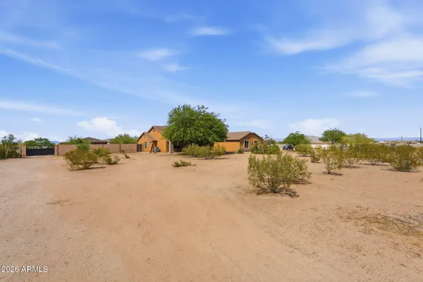 $1,000,000 | 32324 Apache Avenue, San Tan Valley, AZ 85144