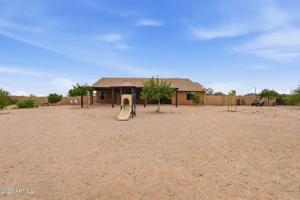 $1,000,000 | 32324 Apache Avenue, San Tan Valley, AZ 85144