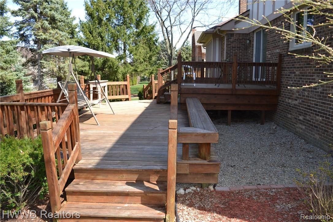 1366 Sherborn Court Rochester, MI 48306 - Photo 26 of 29 Large Deck