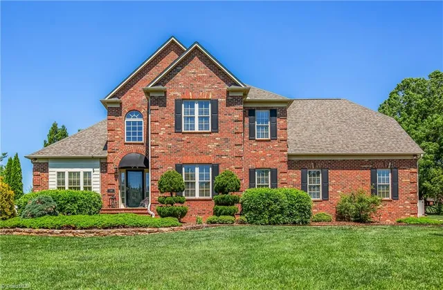 $795,000 | 7238 Belmont Drive, Trinity, NC 27370