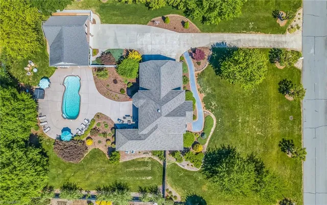 $795,000 | 7238 Belmont Drive, Trinity, NC 27370