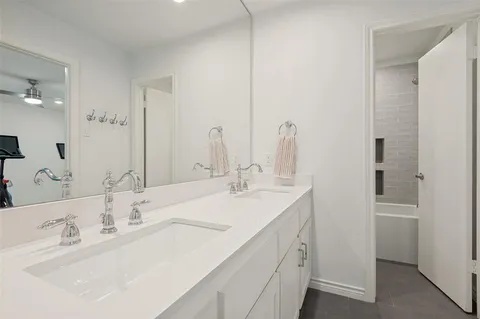 $924,900 | 4230 Royal Ridge Drive, Dallas, TX 75229