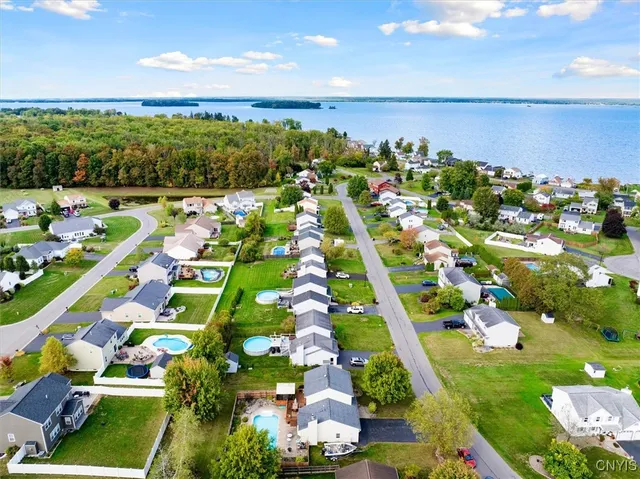 $339,000 | 8655 Bayview Drive, Cicero, NY 13039