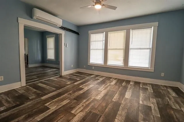 $1,000 | 2237 North Street, Unit 2, Beaumont, TX 77701