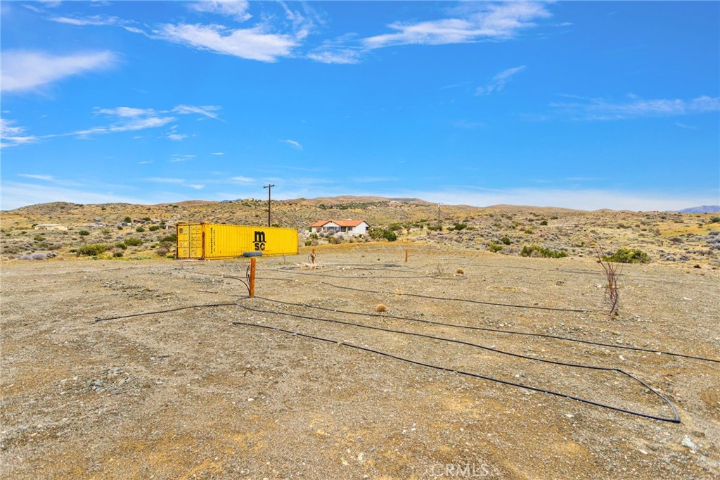 25333 Valley View Road Apple Valley, CA 92308 - Photo 24 of 37 a view of an ocean and beach