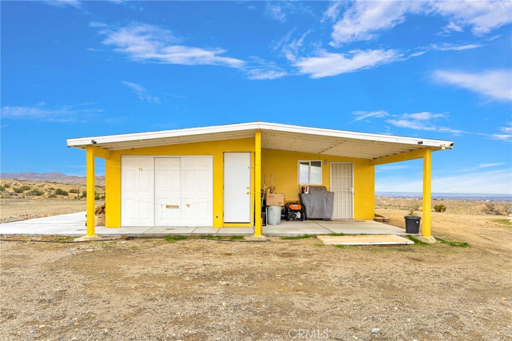 25333 Valley View Road Apple Valley, CA 92308 - Photo 3 of 37 a view of pool with outdoor seating