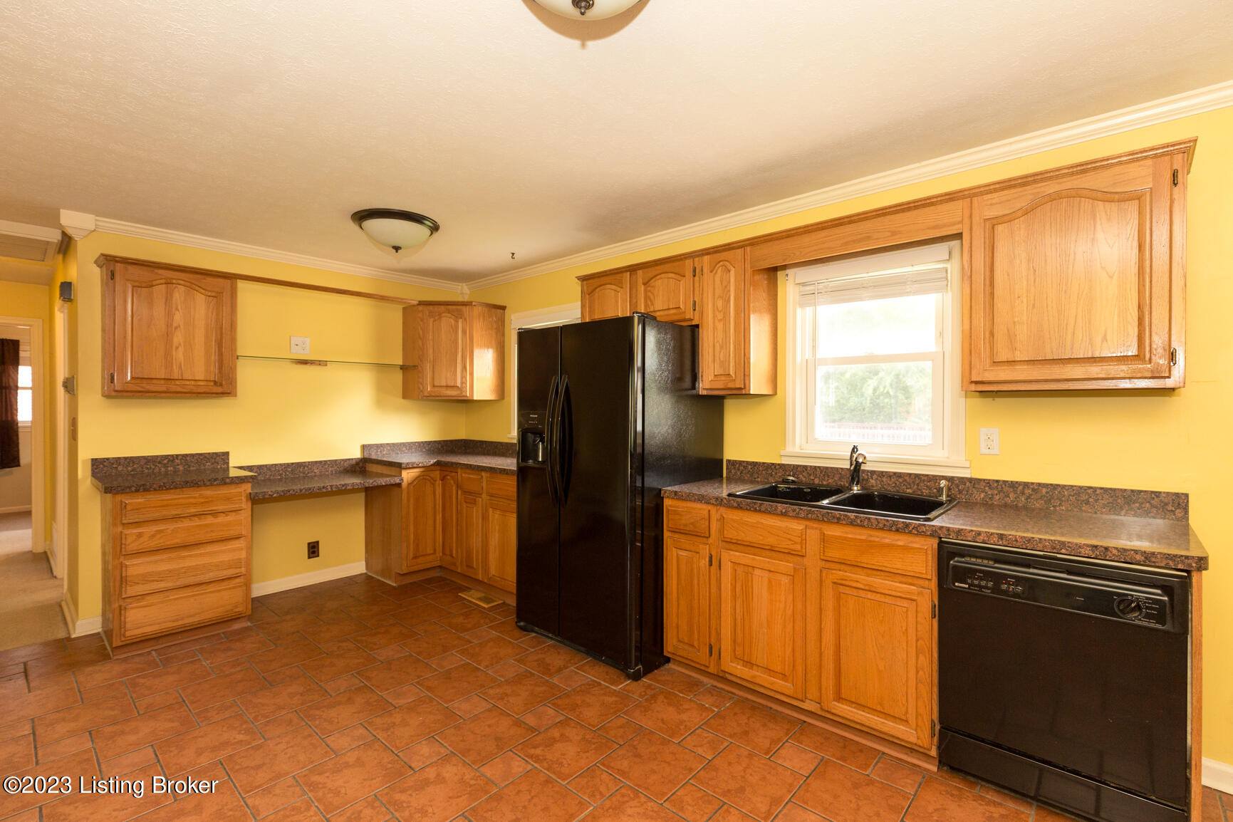 2606 Alps Road Louisville, KY 40216 - Photo 11 of 40 2606 Alps-11